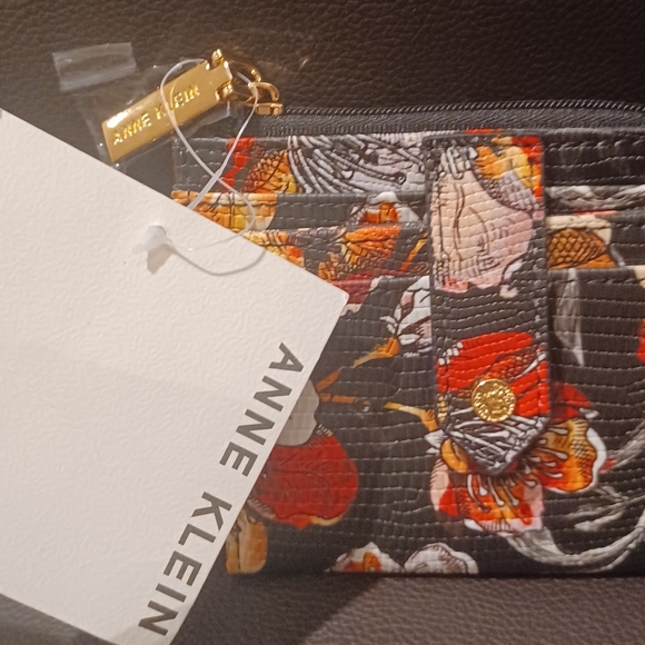 ANNE KLEIN ID CREDIT CARD MIRROR FLORAL FLAP SNAP - Picture 5 of 12